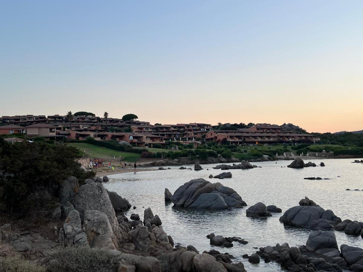 Casa Sibilla Bi-Locale Con Terrazza A 60 Metri Dal Mare Lägenhet Marinella  Exteriör bild