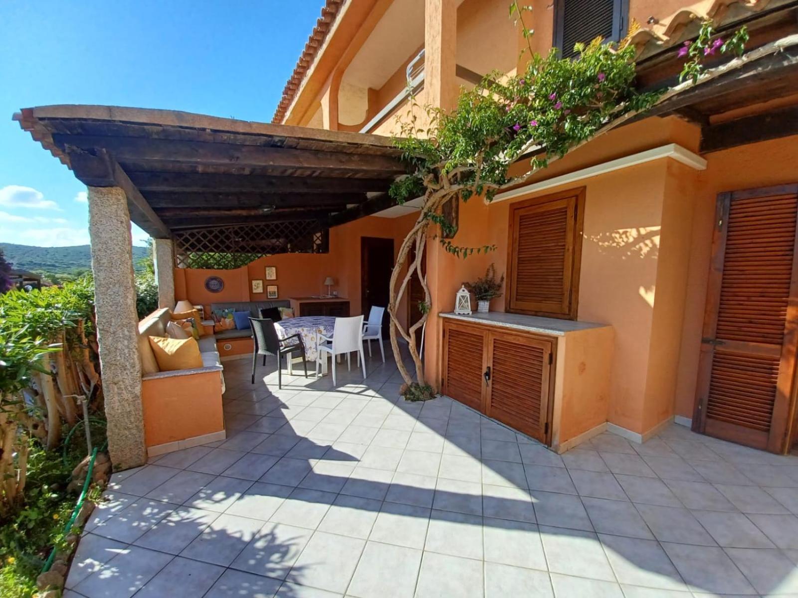 Casa Sibilla Bi-Locale Con Terrazza A 60 Metri Dal Mare Lägenhet Marinella  Exteriör bild